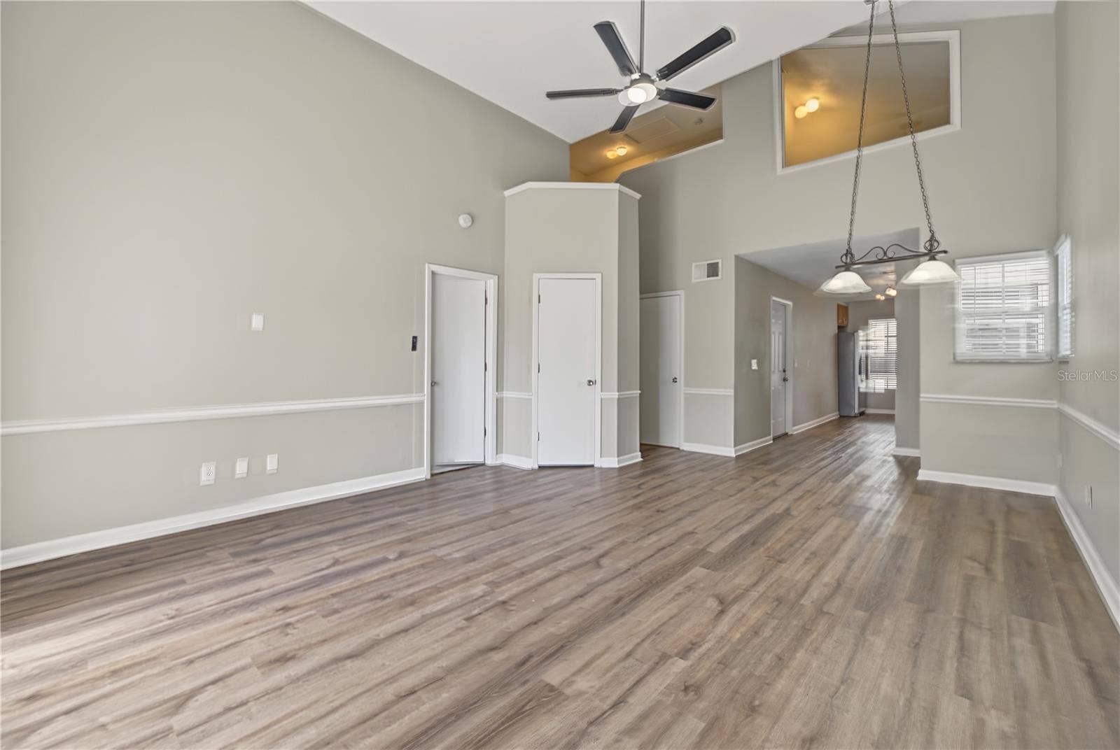 208 ALSTON DRIVE, Orlando, FL 32835 Living-Dining Combination