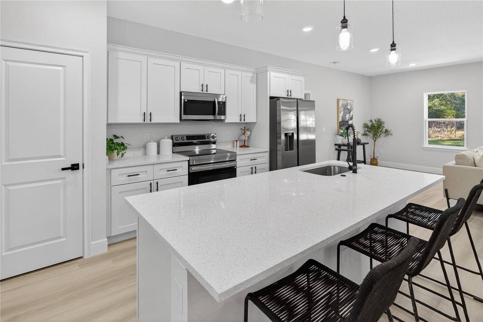 8002 N MALTESE DRIVE, Dunnellon, FL 34433 8002 N MALTESE DRIVE, Dunnellon, FL 34433