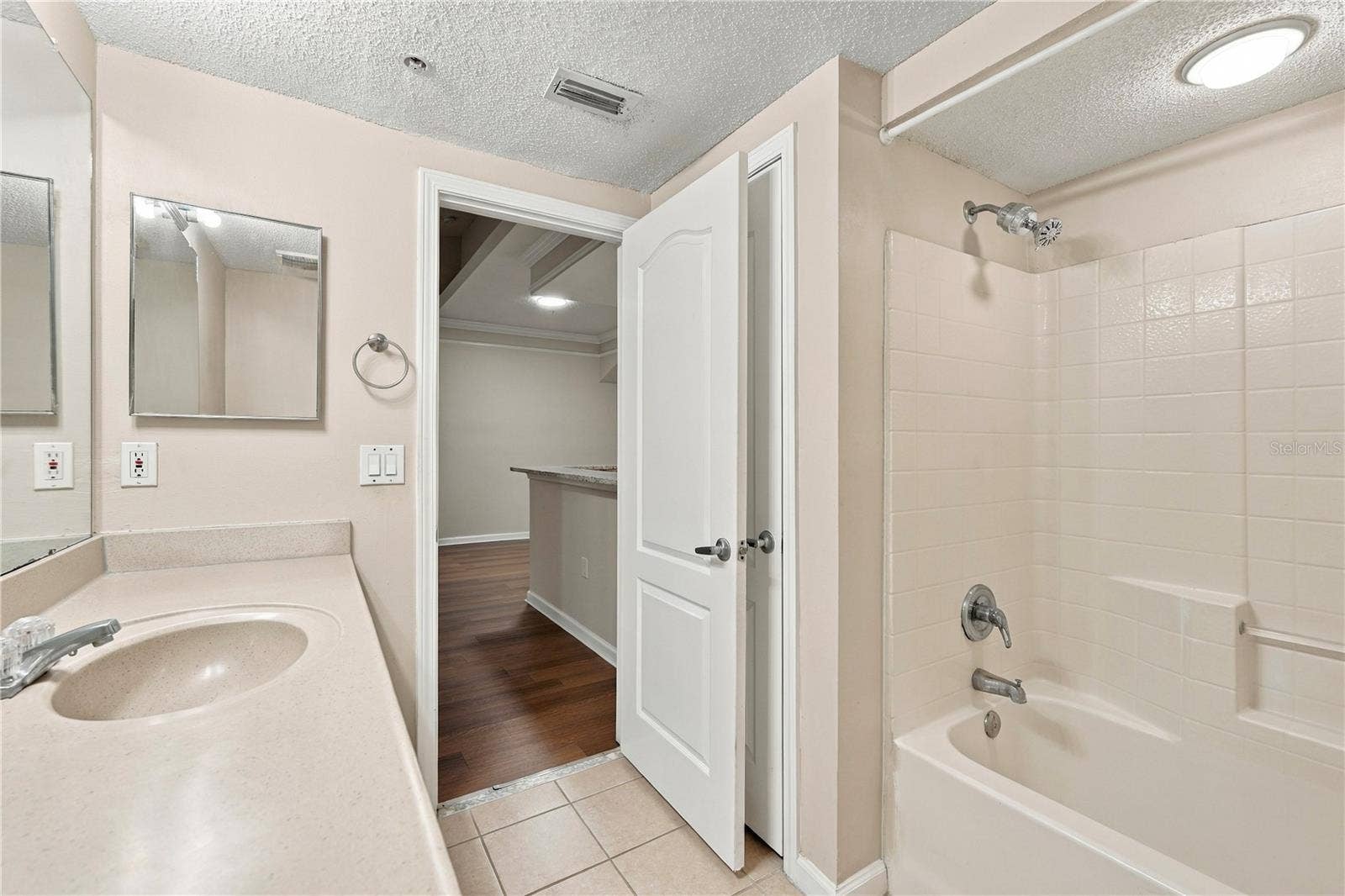 12102 POPPY FIELD LANE, #106, Orlando, FL 32837