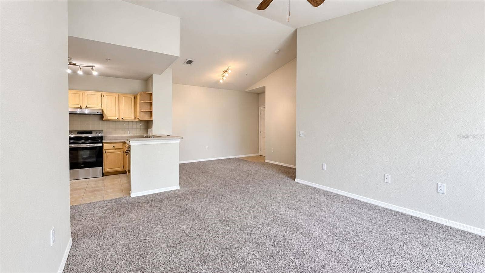 1150 LAKE SHADOW CIRCLE, #3304, Maitland, FL 32751 1150 LAKE SHADOW CIRCLE, #3304, Maitland, FL 32751