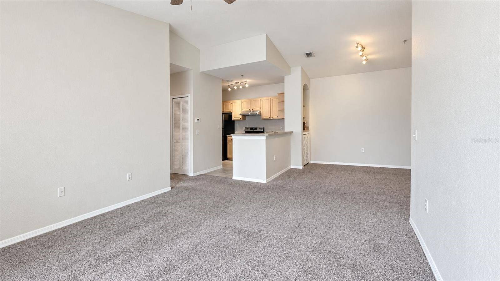 1150 LAKE SHADOW CIRCLE, #3304, Maitland, FL 32751 1150 LAKE SHADOW CIRCLE, #3304, Maitland, FL 32751