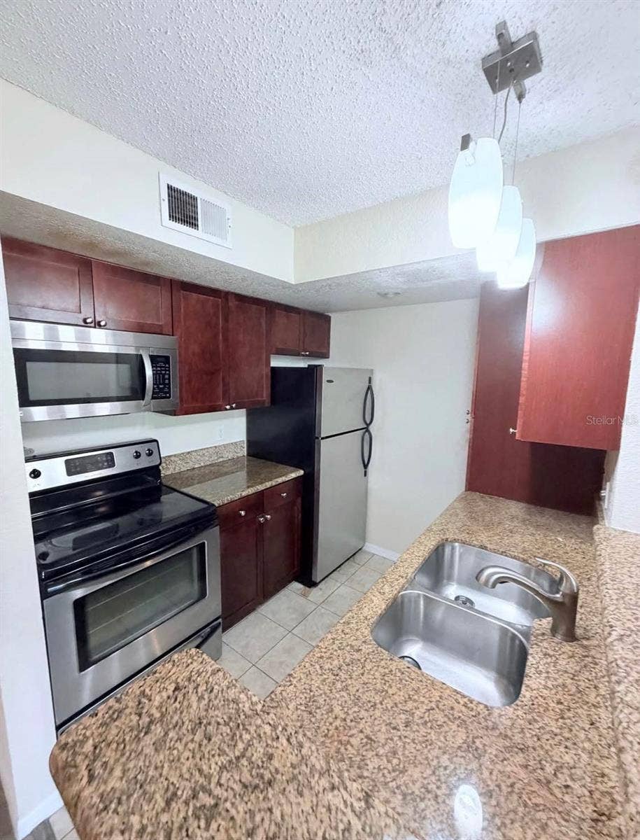 5112 CONROY ROAD, #13, Orlando, FL 32811