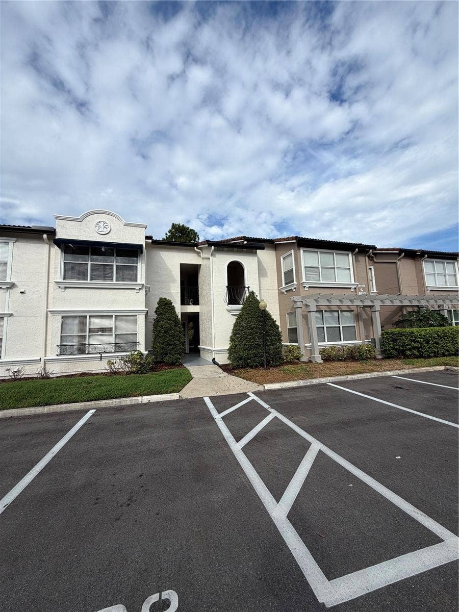 Property photo for 5112 CONROY ROAD, #13, Orlando, FL