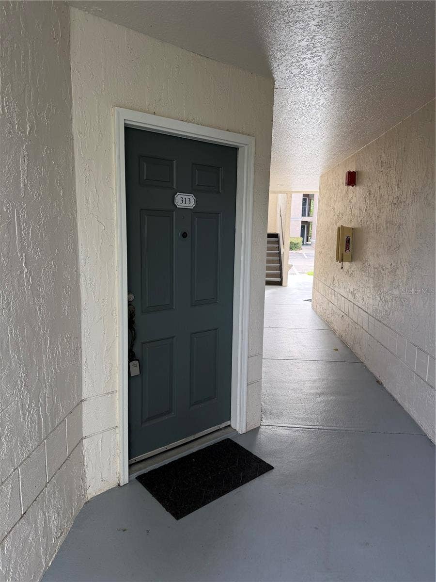 5112 CONROY ROAD, #13, Orlando, FL 32811