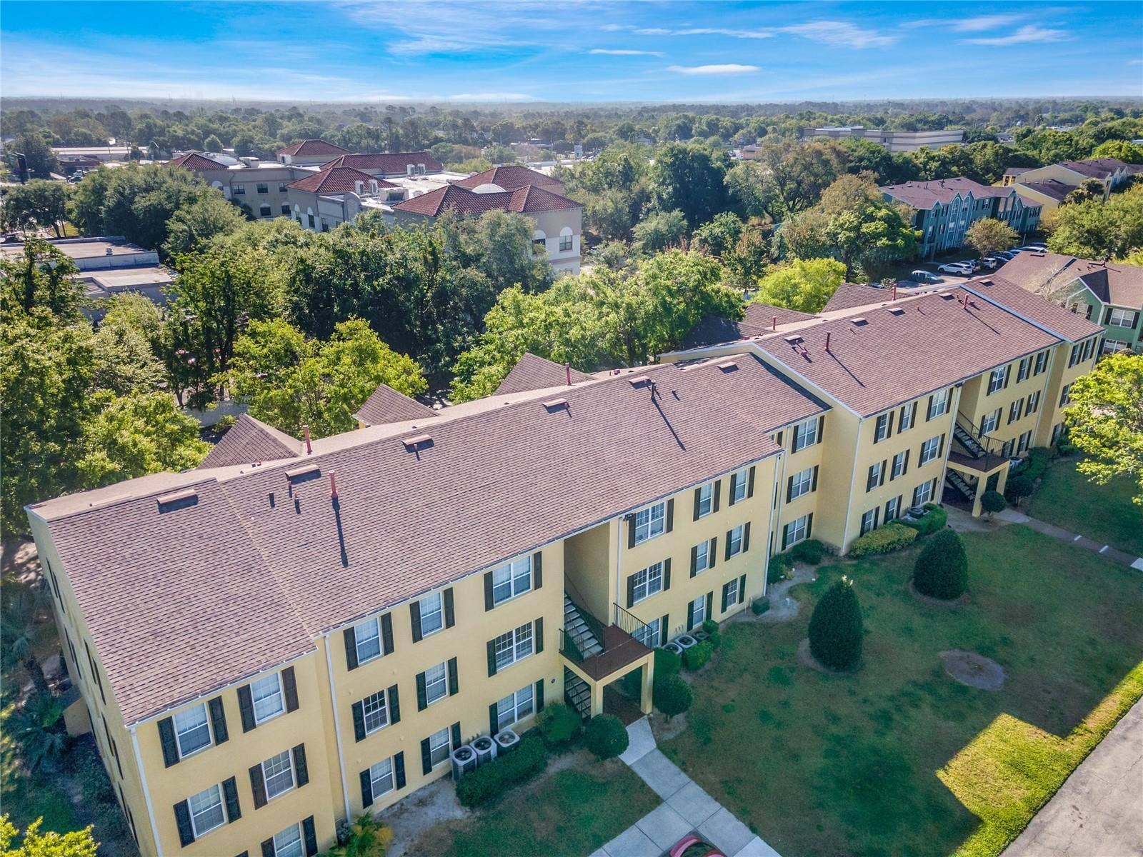 2071 DIXIE BELLE DRIVE, #2071M, Orlando, FL 32812 2071 DIXIE BELLE DRIVE, #2071M, Orlando, FL 32812