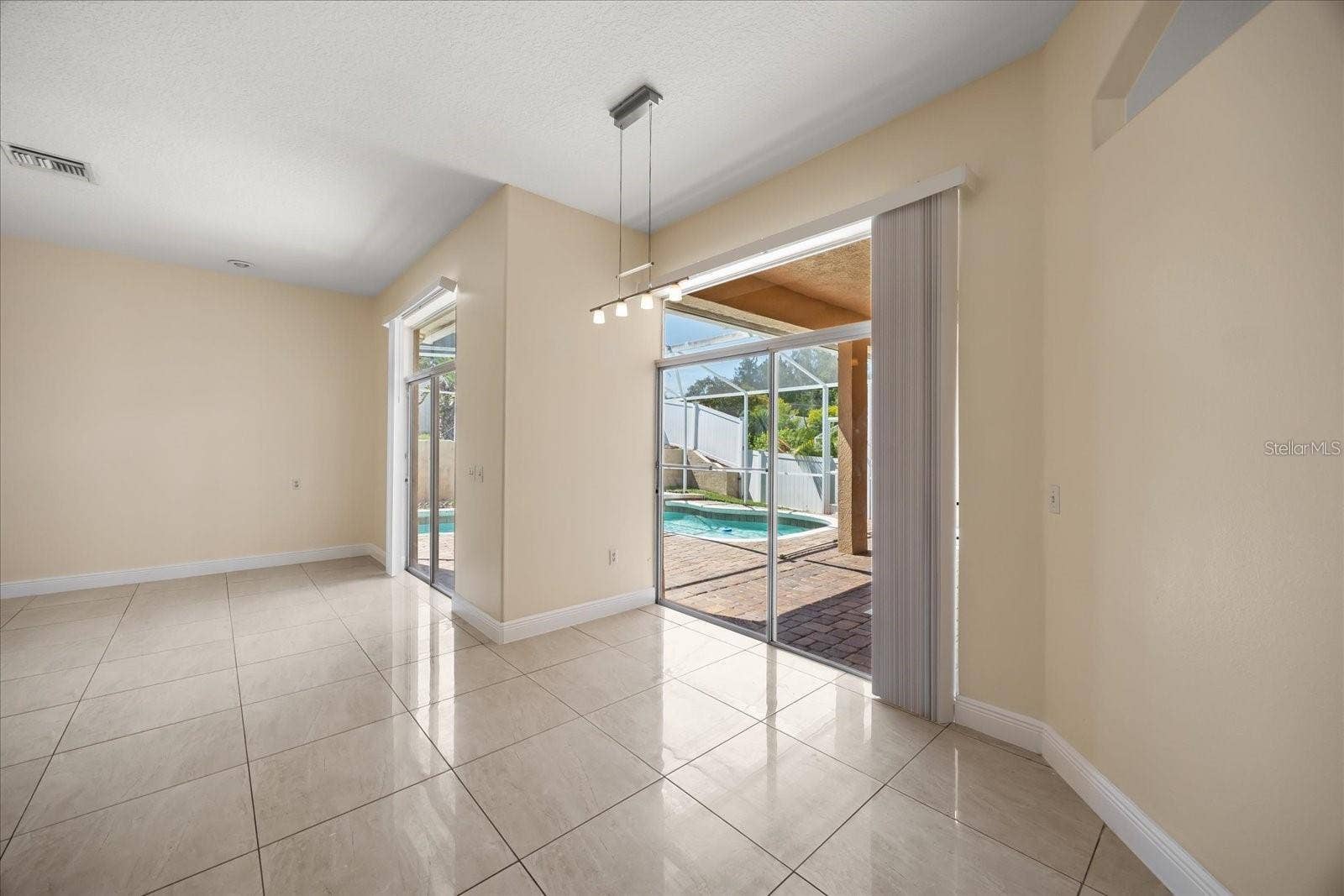 1376 SHELTER ROCK ROAD, Orlando, FL 32835
