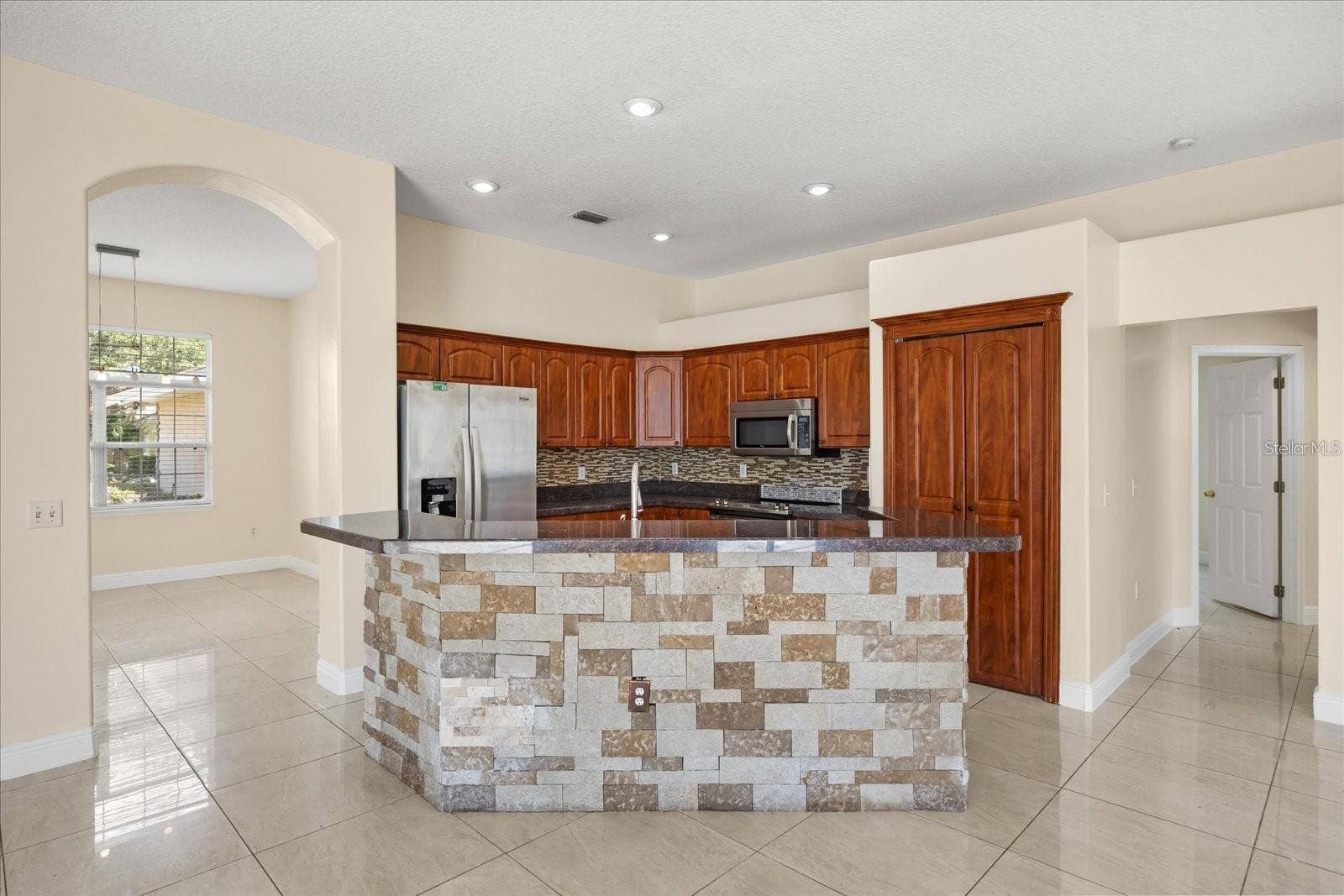 1376 SHELTER ROCK ROAD, Orlando, FL 32835