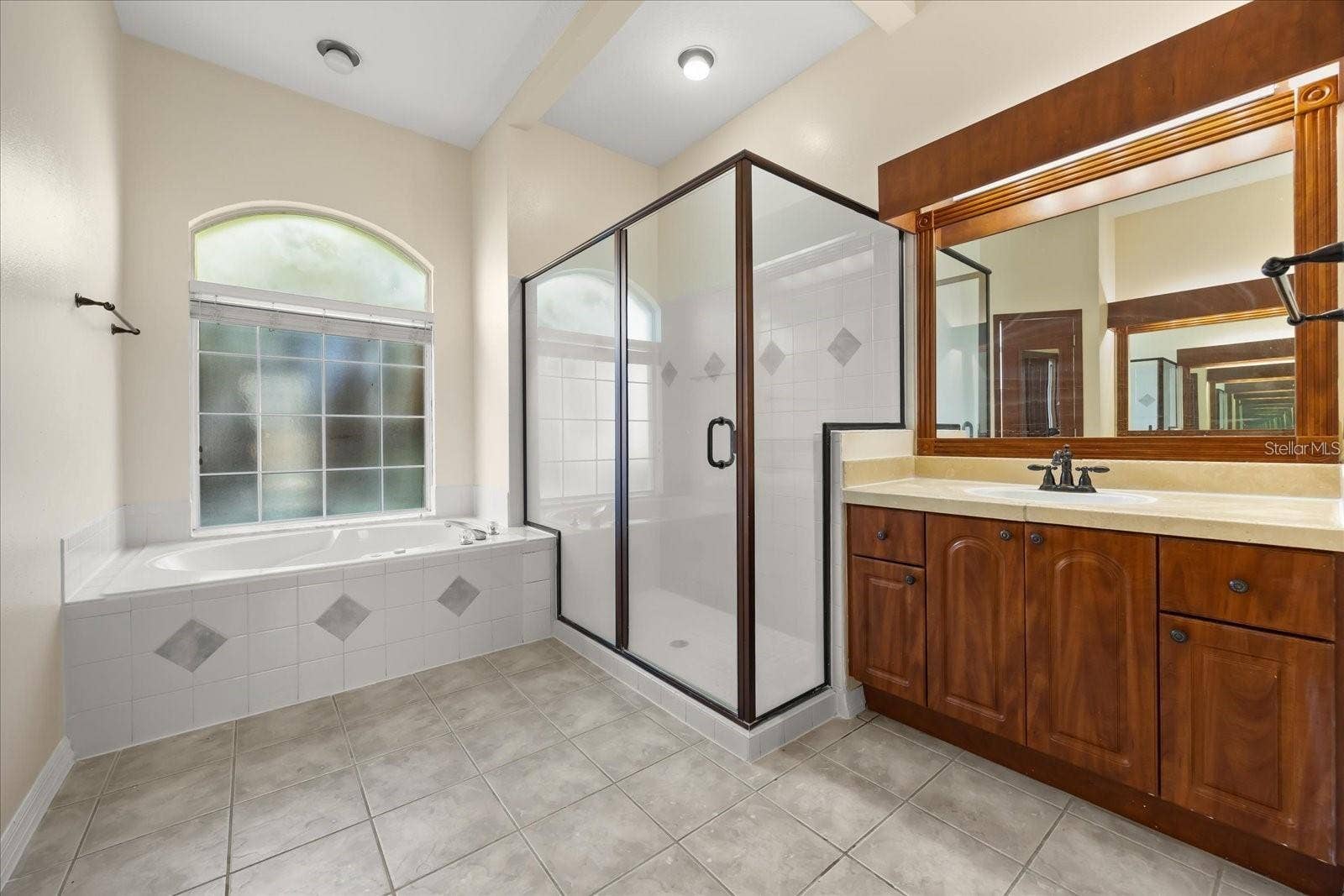 1376 SHELTER ROCK ROAD, Orlando, FL 32835