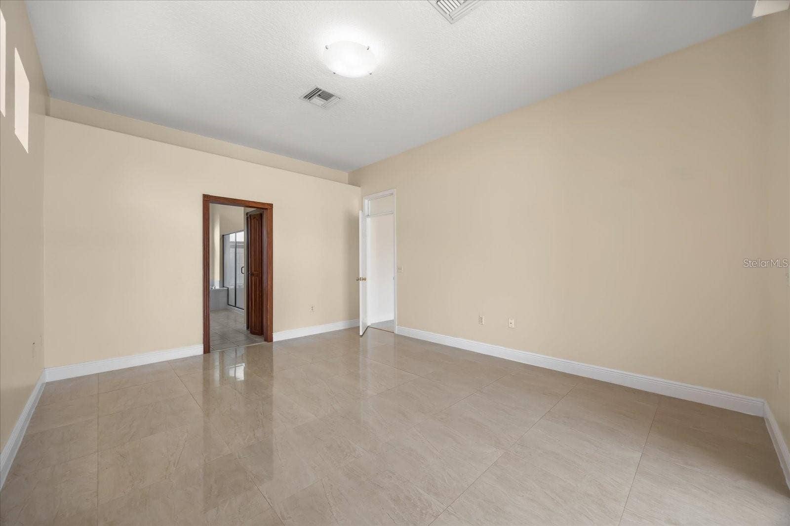 1376 SHELTER ROCK ROAD, Orlando, FL 32835
