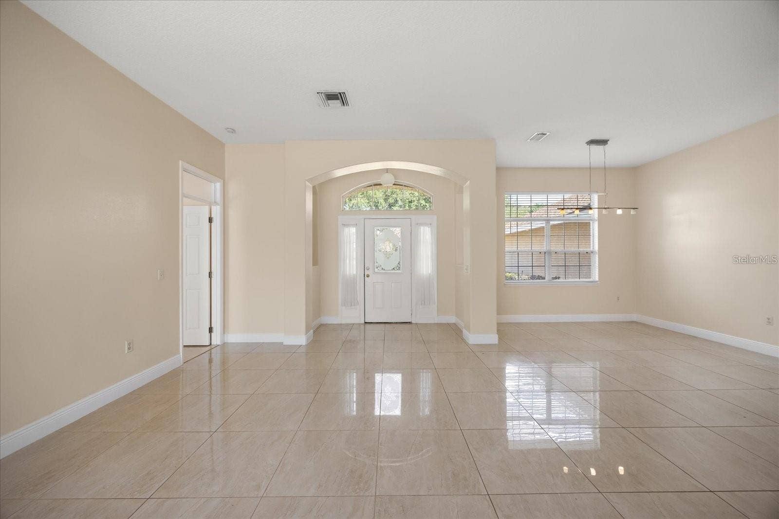 1376 SHELTER ROCK ROAD, Orlando, FL 32835