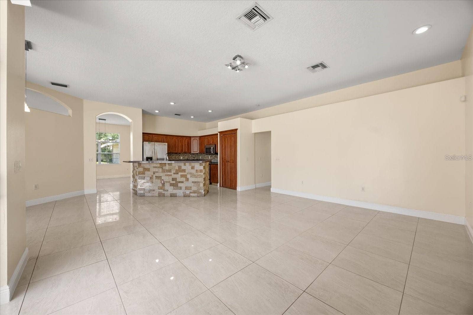 1376 SHELTER ROCK ROAD, Orlando, FL 32835