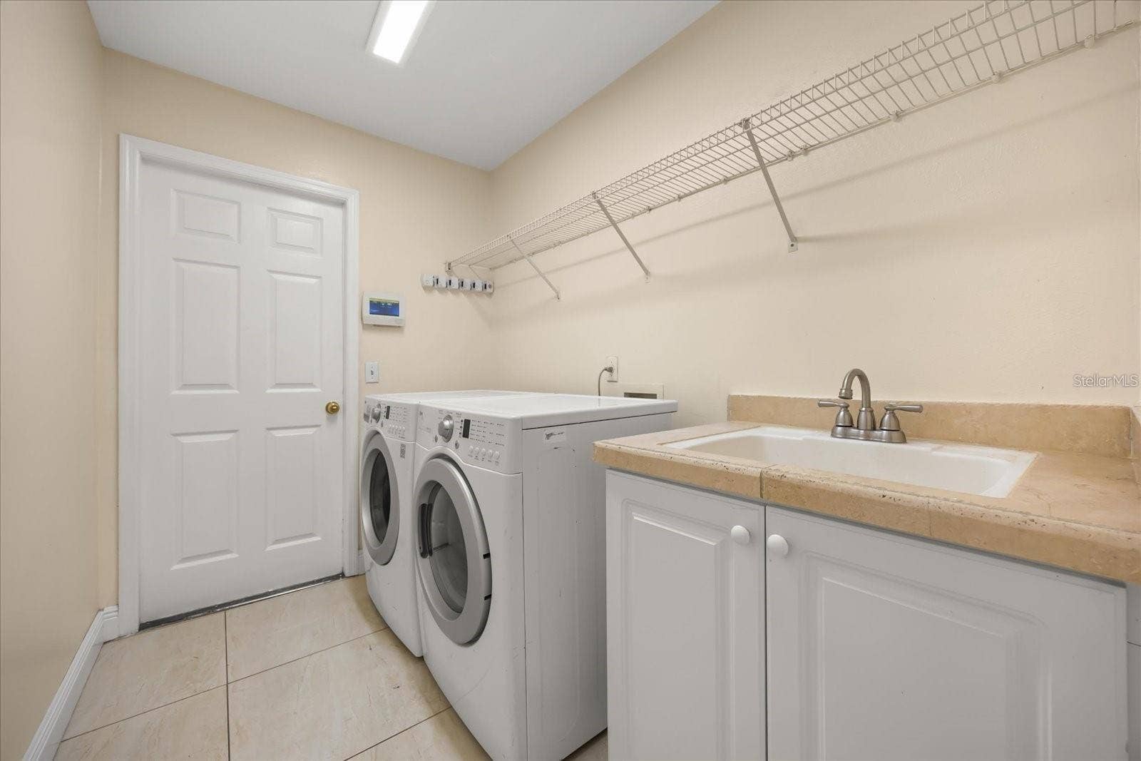 1376 SHELTER ROCK ROAD, Orlando, FL 32835