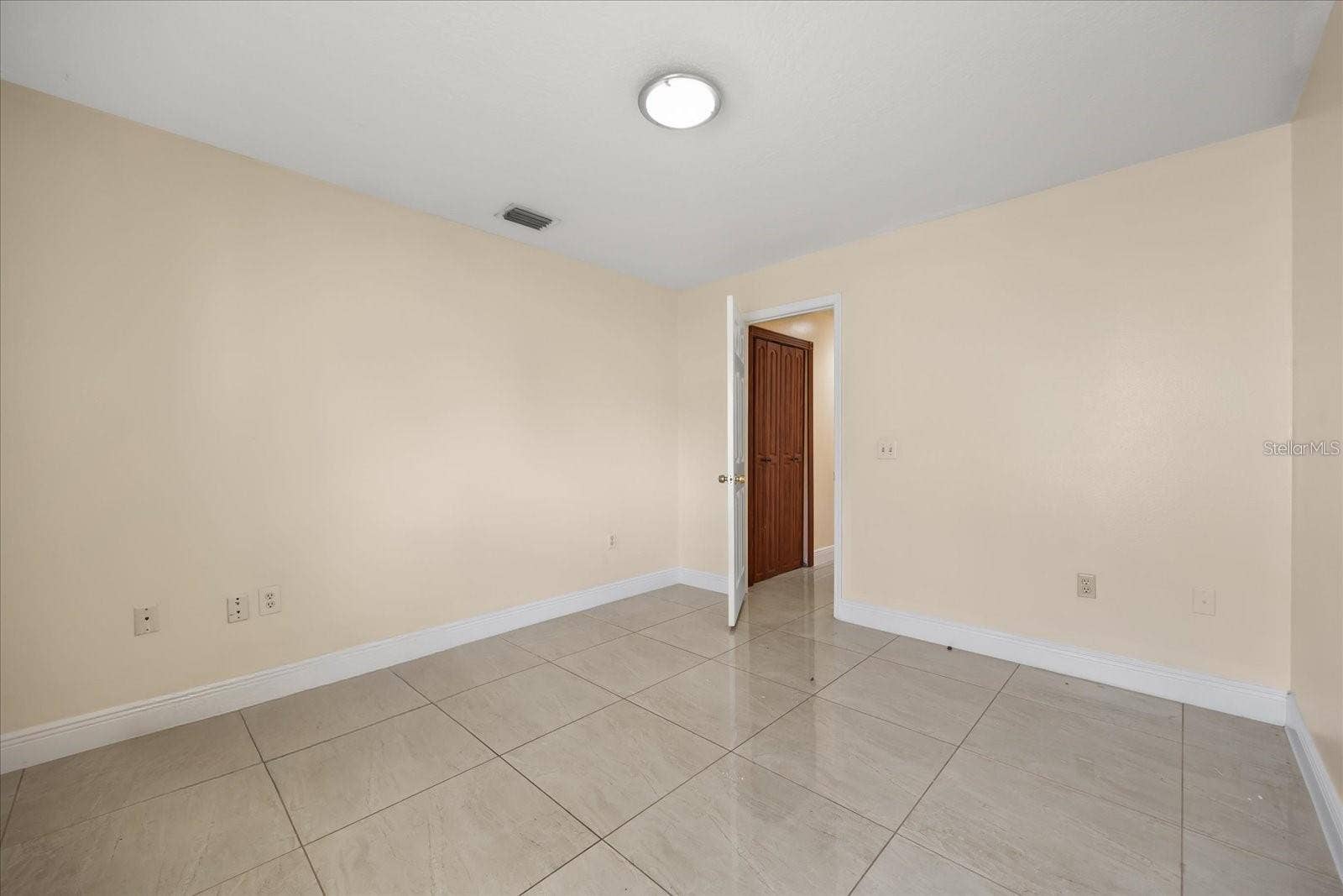 1376 SHELTER ROCK ROAD, Orlando, FL 32835