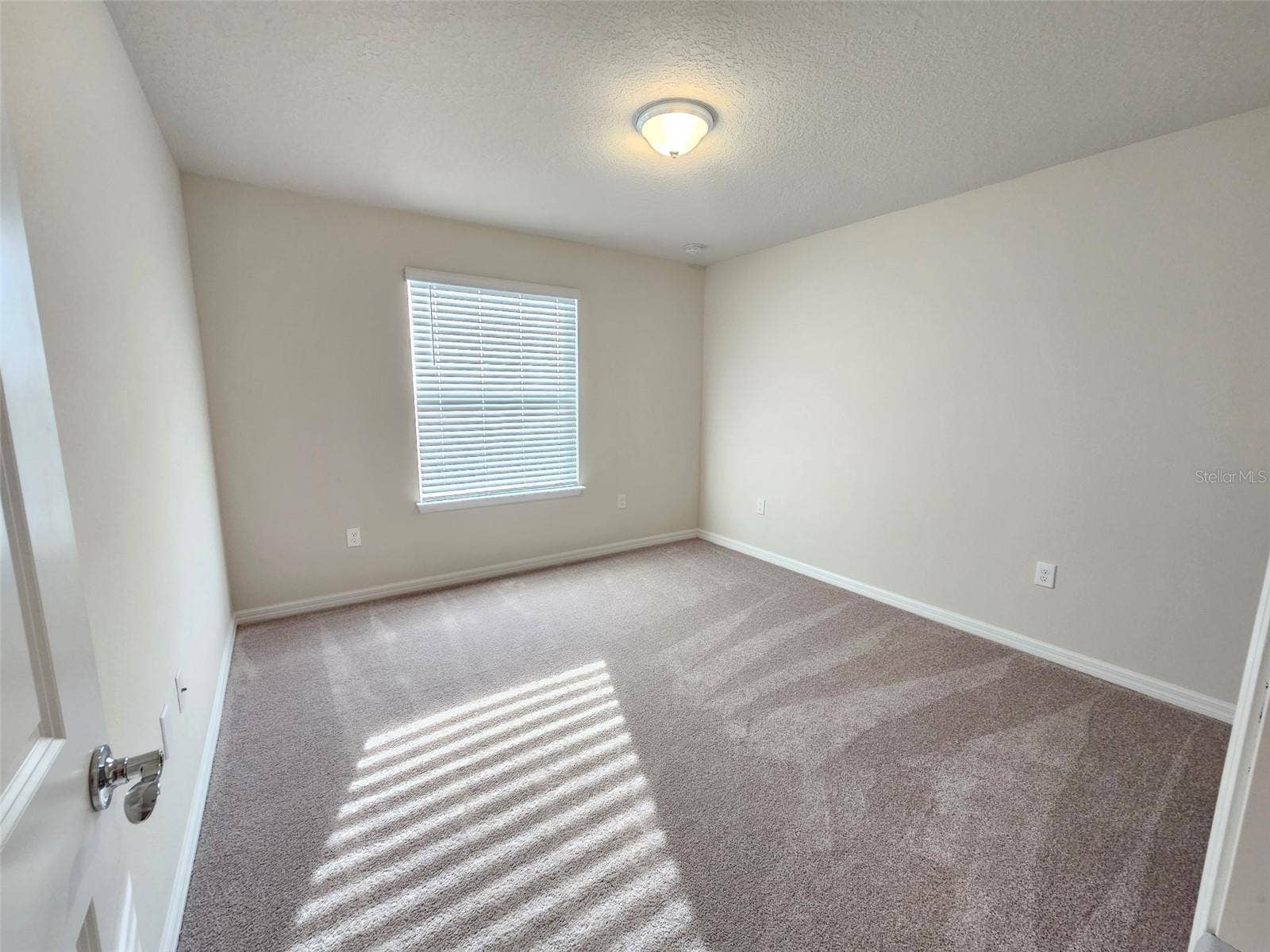 3273 LILAC WAY, Davenport, FL 33897