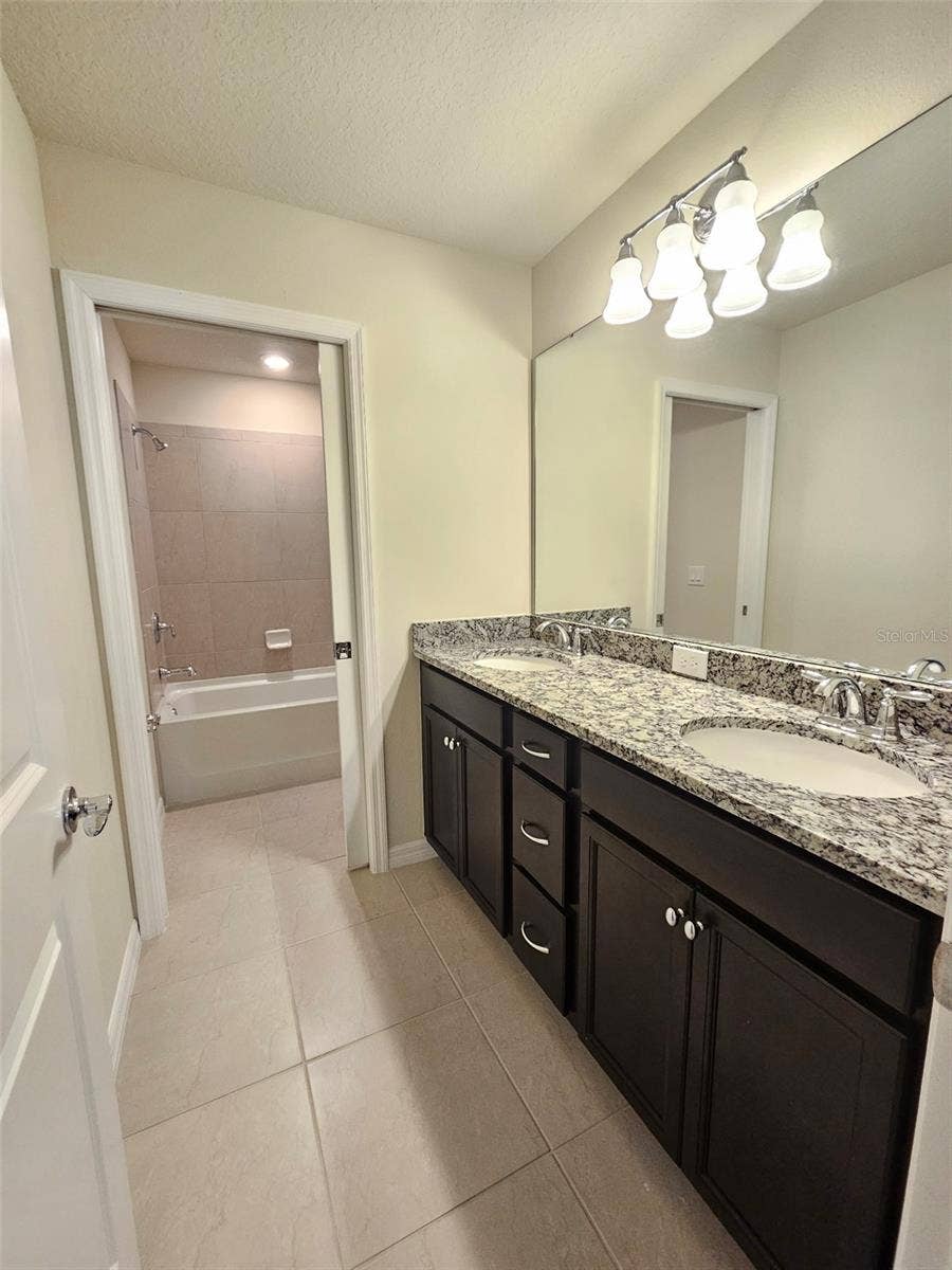 3273 LILAC WAY, Davenport, FL 33897