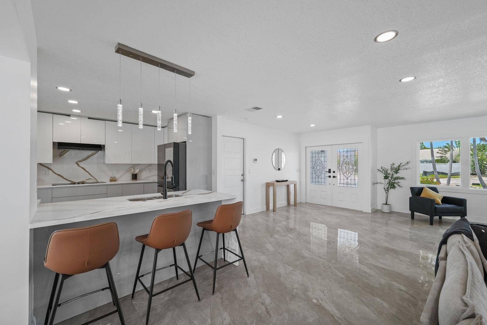 7905 9TH AVENUE S, St Petersburg, FL 33707 7905 9TH AVENUE S, St Petersburg, FL 33707