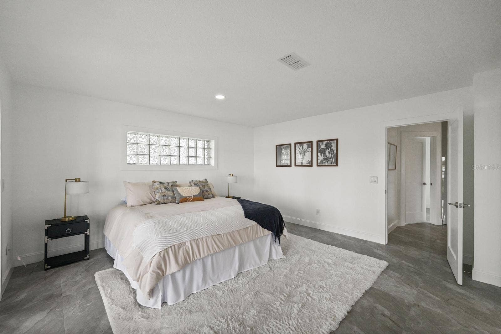 7905 9TH AVENUE S, St Petersburg, FL 33707 7905 9TH AVENUE S, St Petersburg, FL 33707