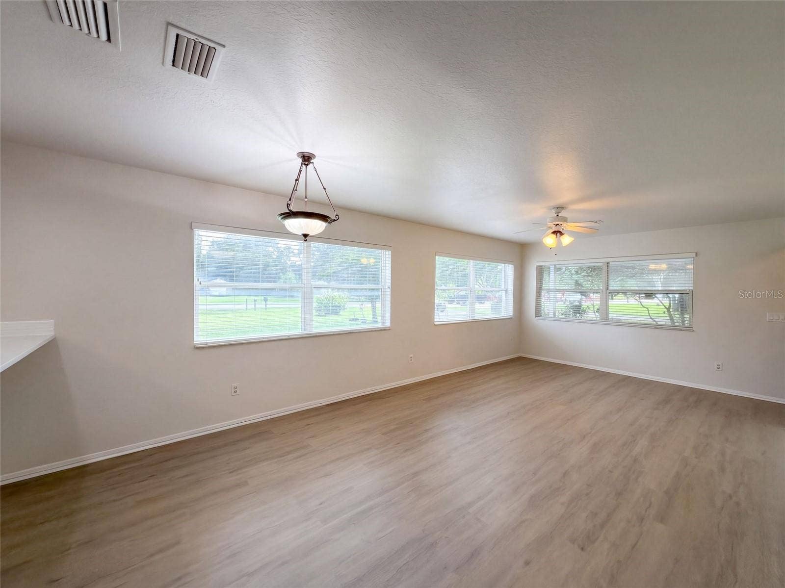 1331 30TH AVENUE E, Bradenton, FL 34208
