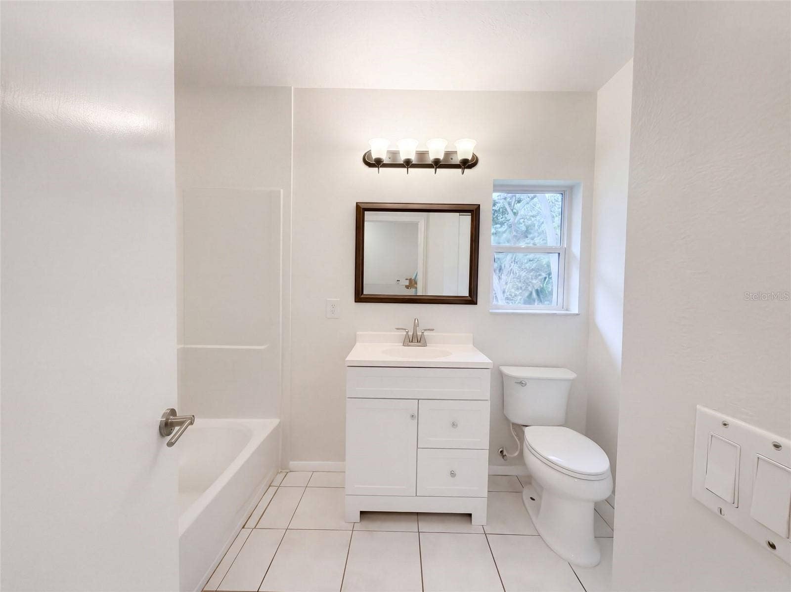1331 30TH AVENUE E, Bradenton, FL 34208