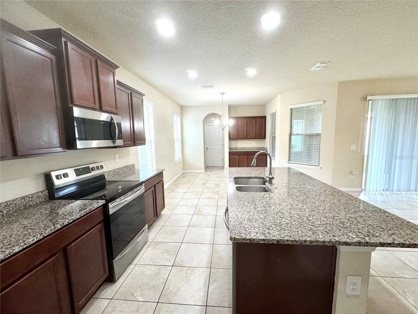 9971 BEACH PORT DRIVE, Winter Garden, FL 34787 9971 BEACH PORT DRIVE, Winter Garden, FL 34787