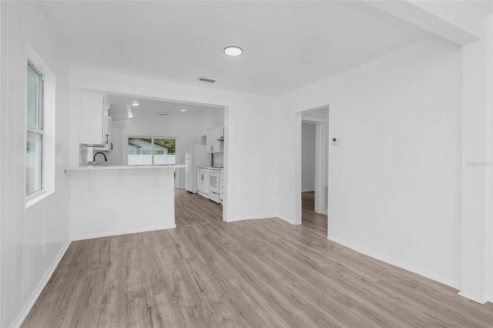 8021 N EDISON AVENUE, Tampa, FL 33604