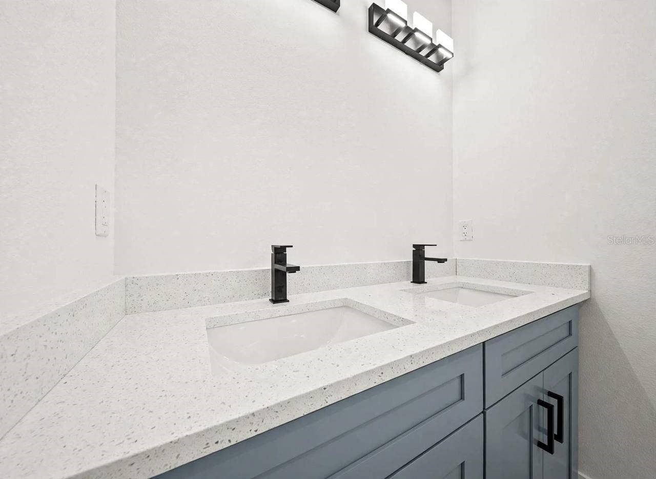 3416 W EUNICE DR, Dunnellon, FL 34433 3416 W EUNICE DR, Dunnellon, FL 34433