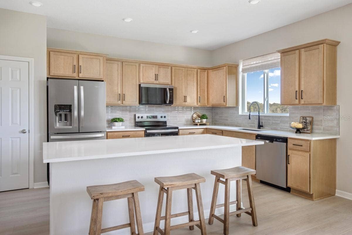 3074 CROSSLAND COURT, Haines City, FL 33844 3074 CROSSLAND COURT, Haines City, FL 33844