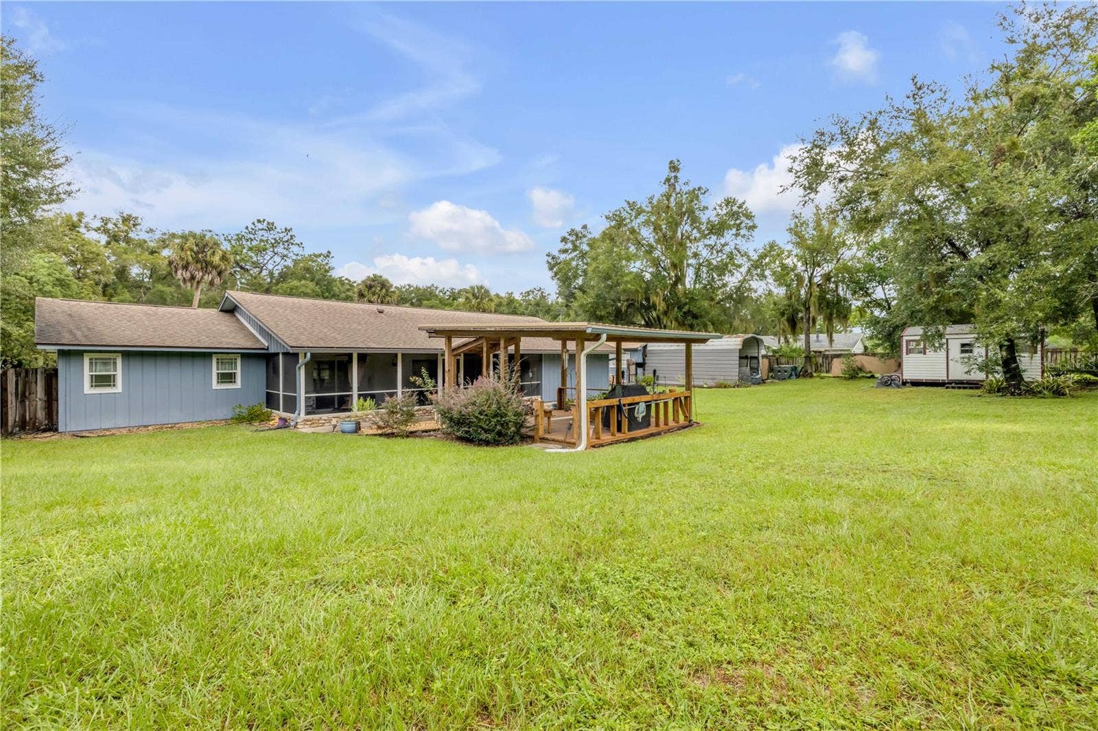 253 GRAND AVENUE, Deland, FL 32720 253 GRAND AVENUE, Deland, FL 32720