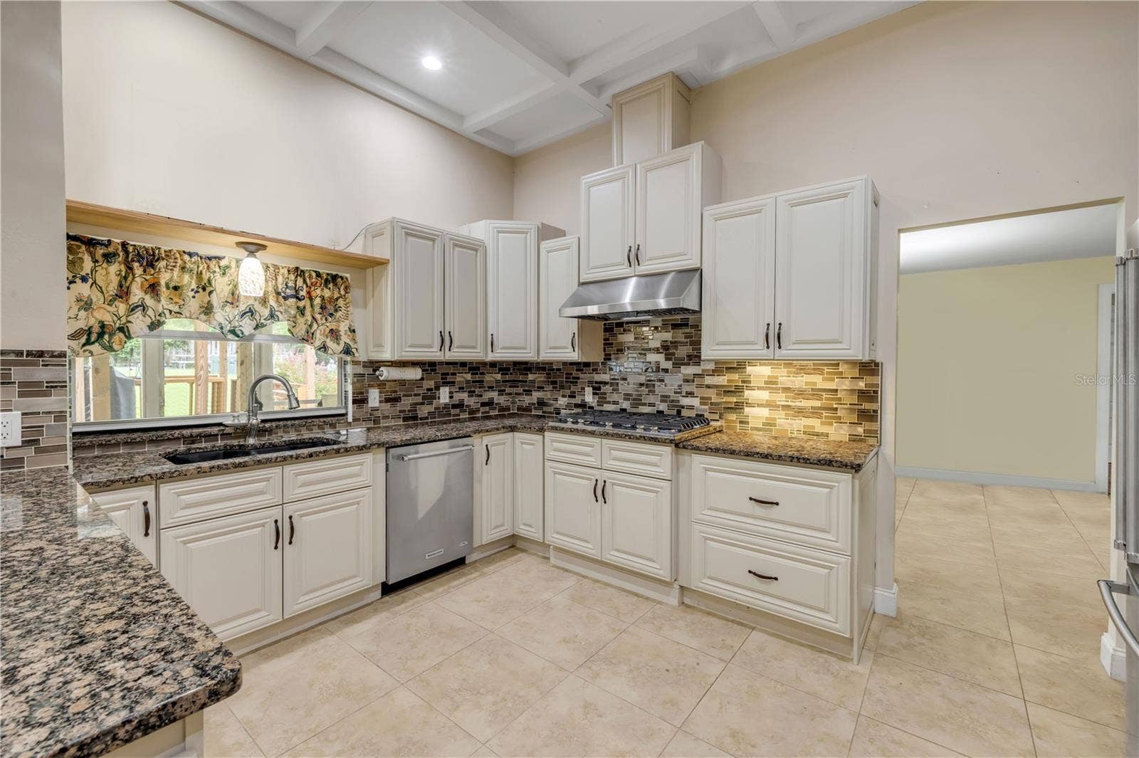 253 GRAND AVENUE, Deland, FL 32720 253 GRAND AVENUE, Deland, FL 32720