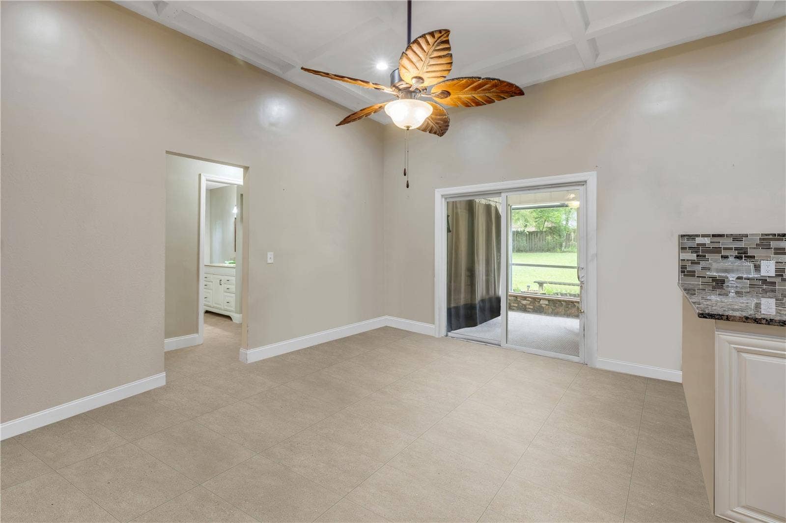 253 GRAND AVENUE, Deland, FL 32720 253 GRAND AVENUE, Deland, FL 32720