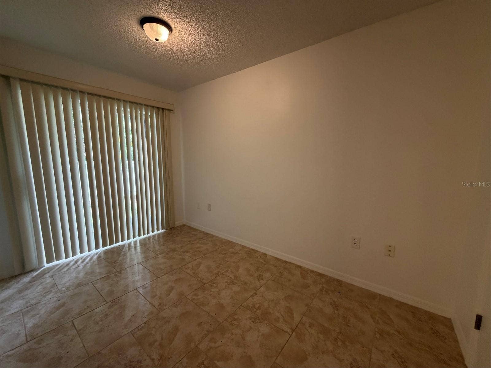 900 N BAY STREET, #8, Eustis, FL 32726