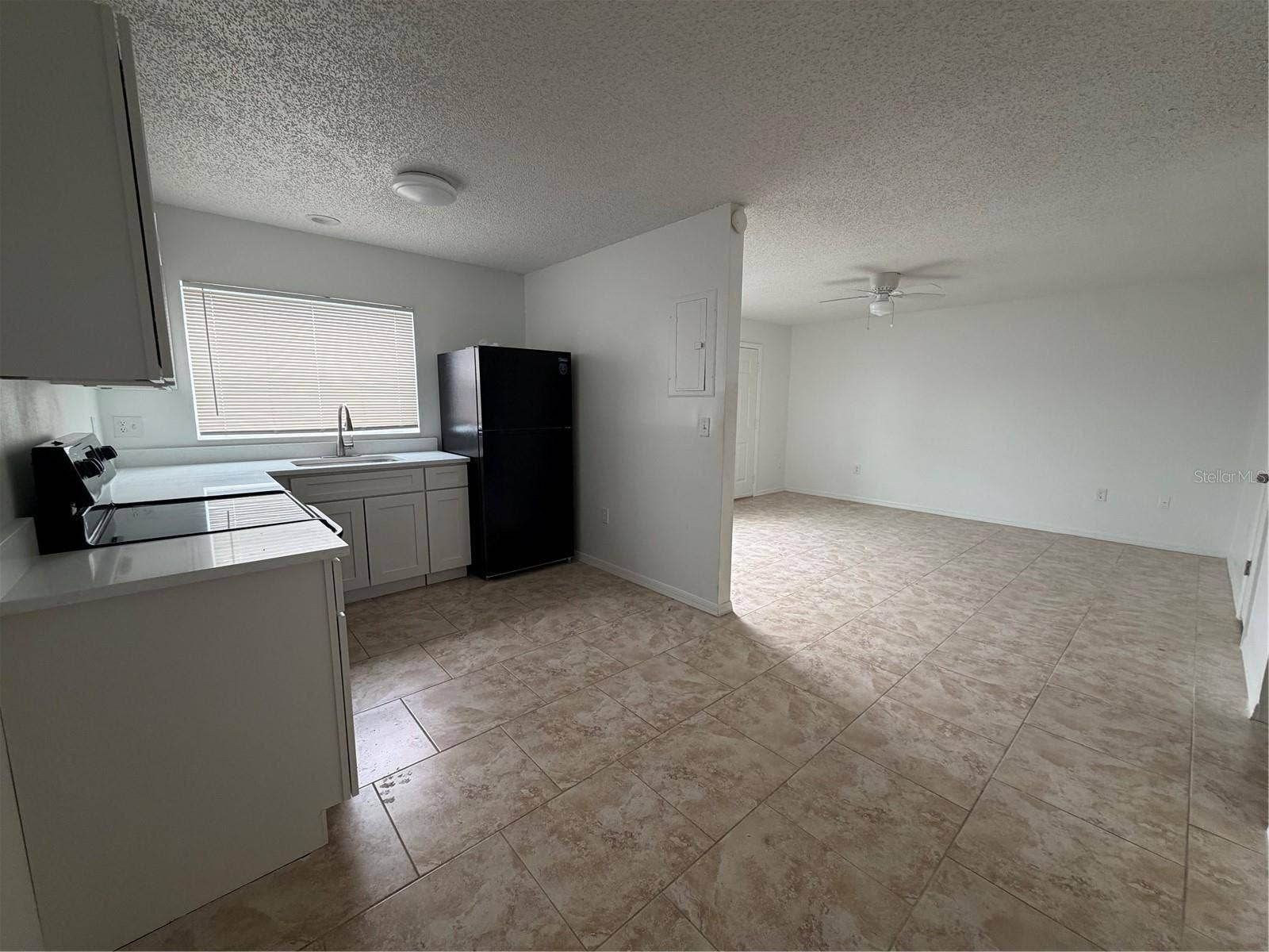 900 N BAY STREET, #8, Eustis, FL 32726