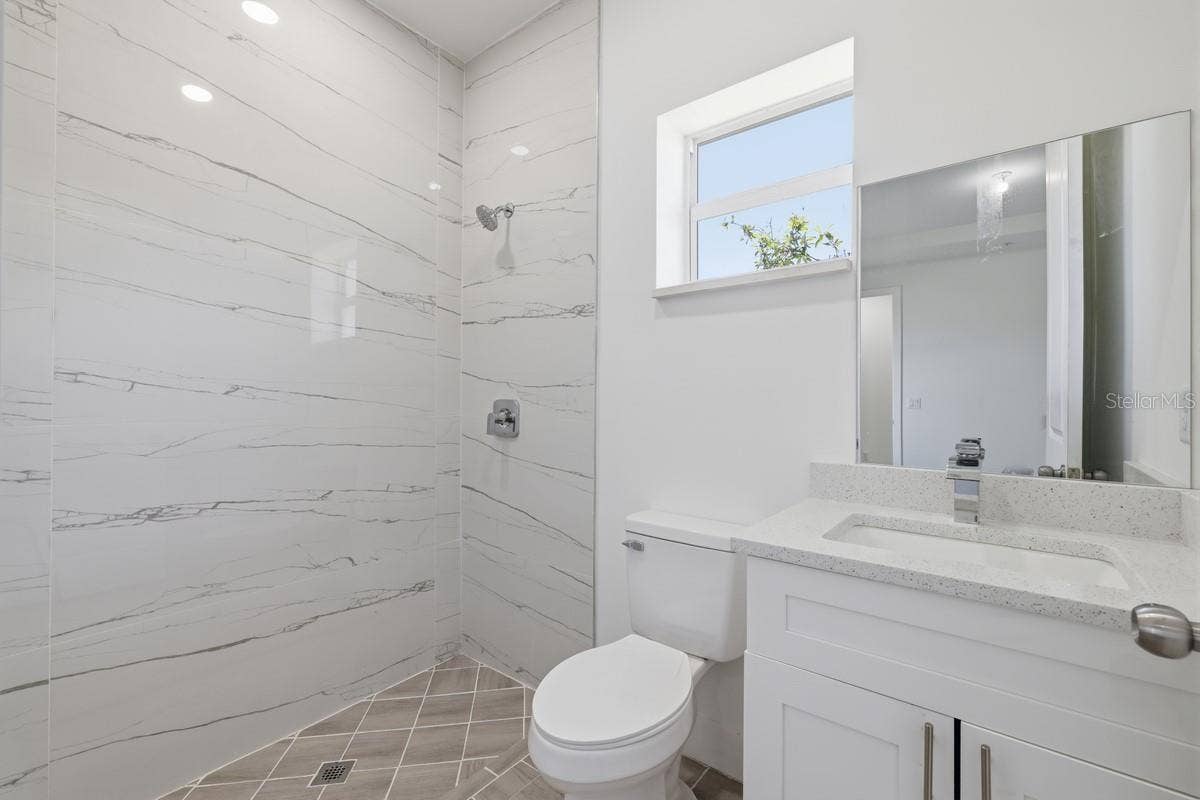 191 ROTONDA BOULEVARD W, Placida, FL 33947