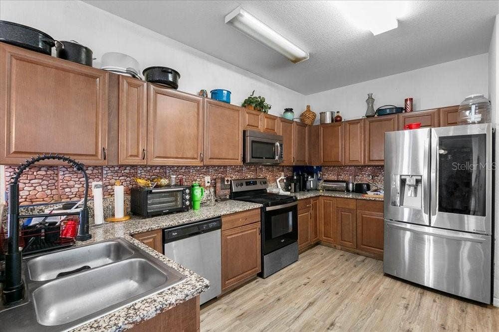 436 PEACE COURT, Poinciana, FL 34759 Kitchen