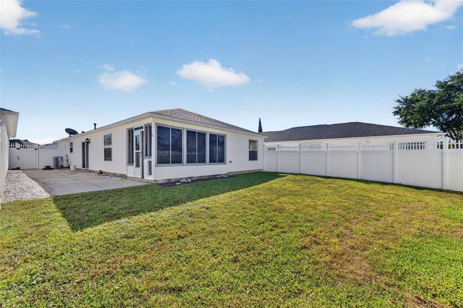 2071 JASPER WAY, The Villages, FL 32162 2071 JASPER WAY, The Villages, FL 32162