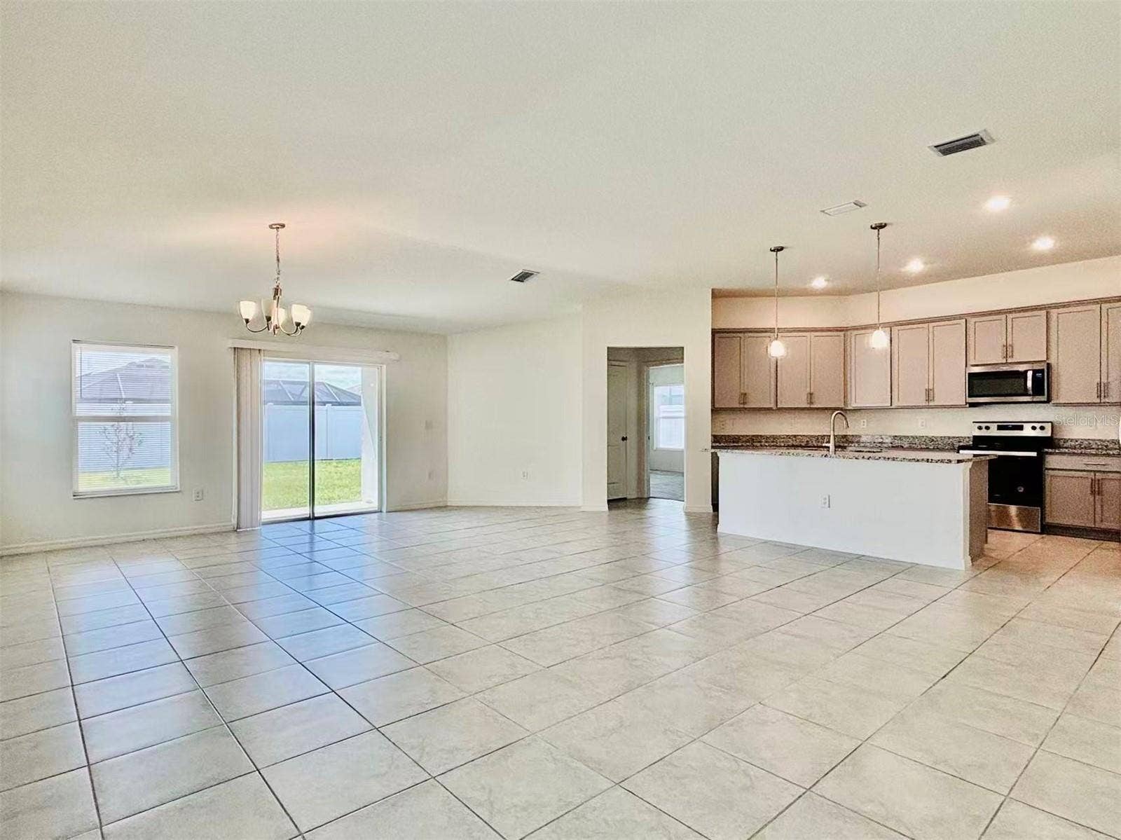 1028 MATTIE POINTE WAY, Auburndale, FL 33823