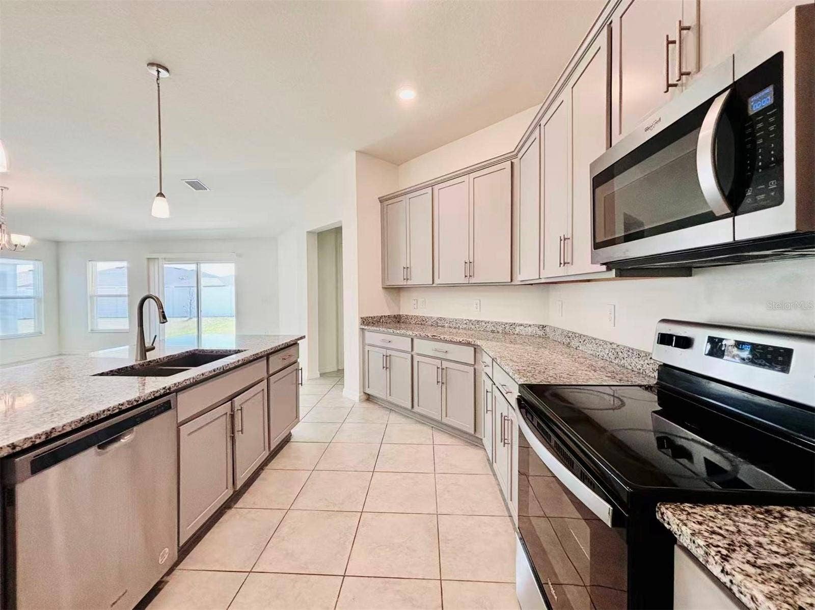 1028 MATTIE POINTE WAY, Auburndale, FL 33823