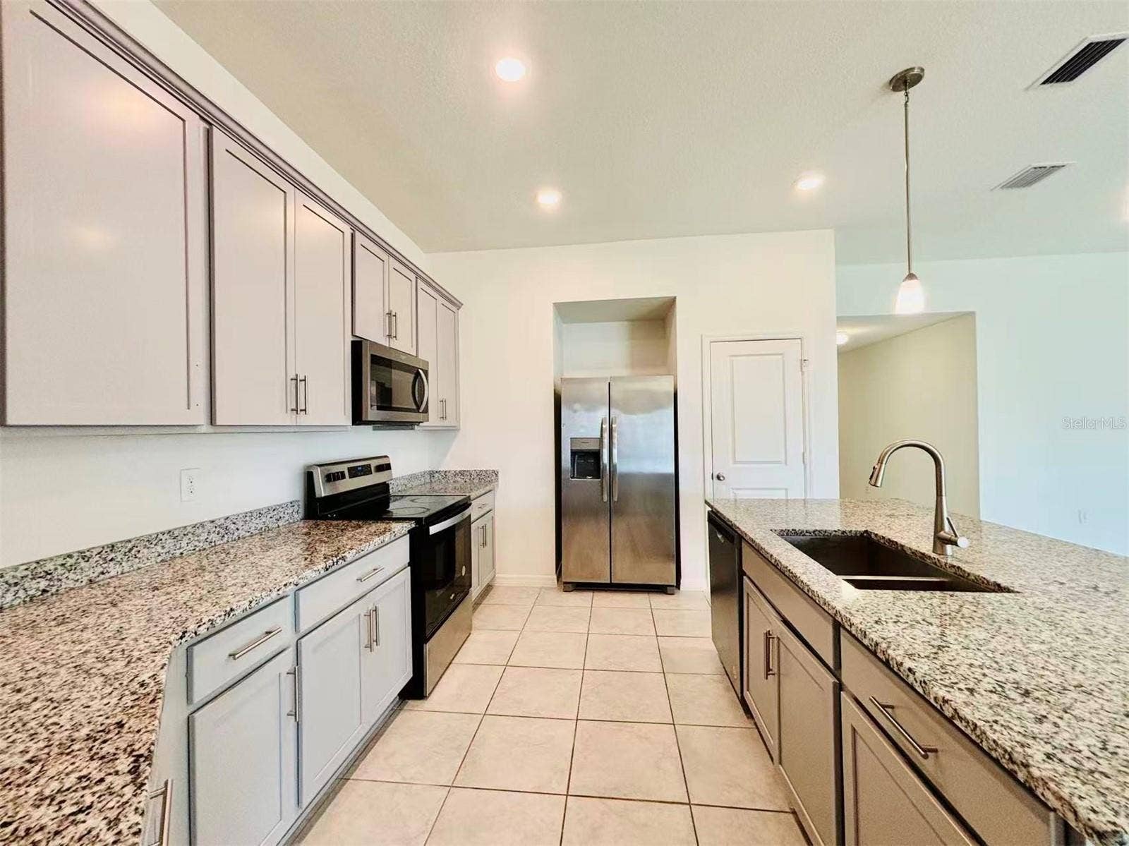 1028 MATTIE POINTE WAY, Auburndale, FL 33823