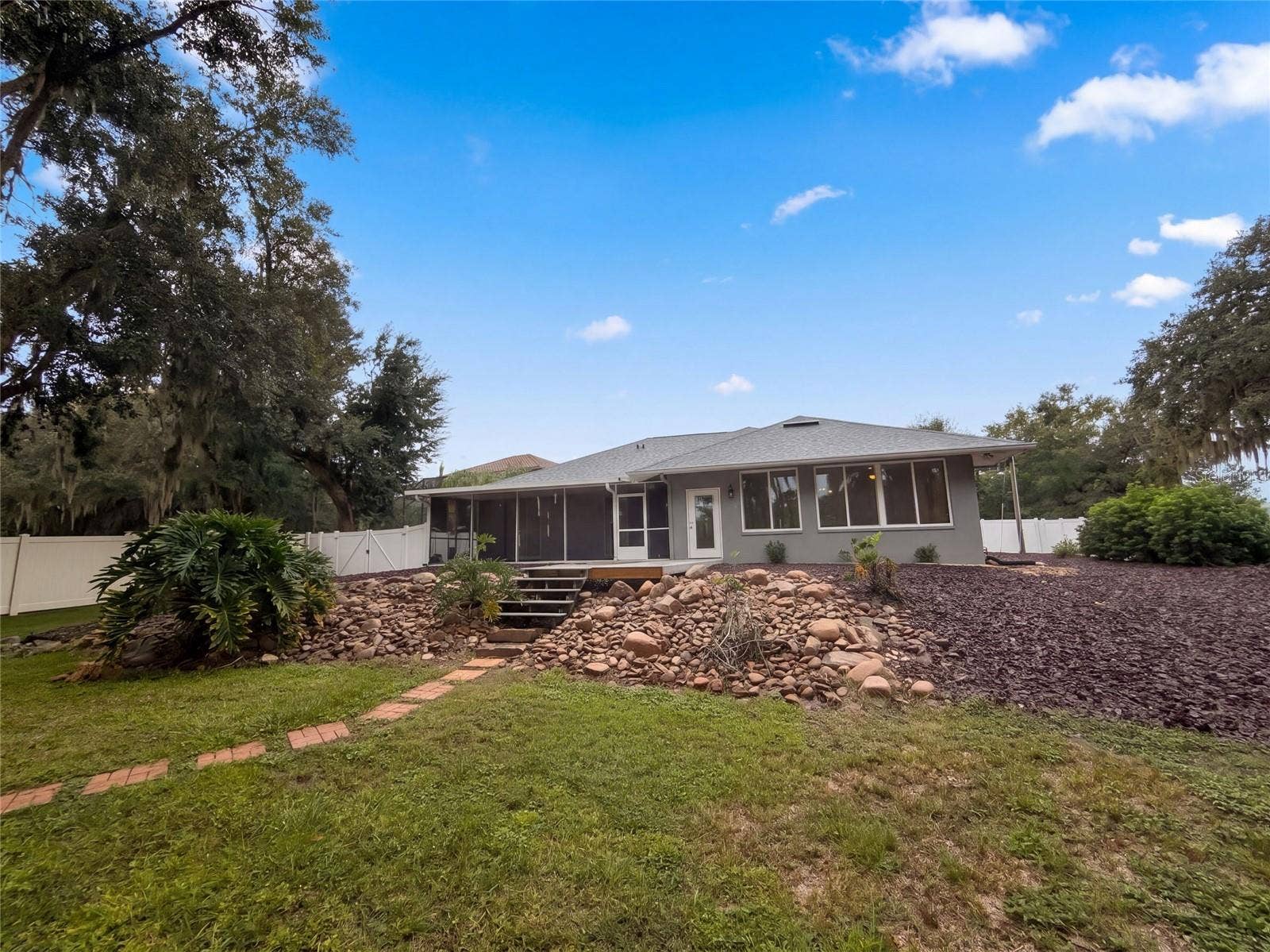 219 WILLOW BEND PARKWAY, Lutz, FL 33549