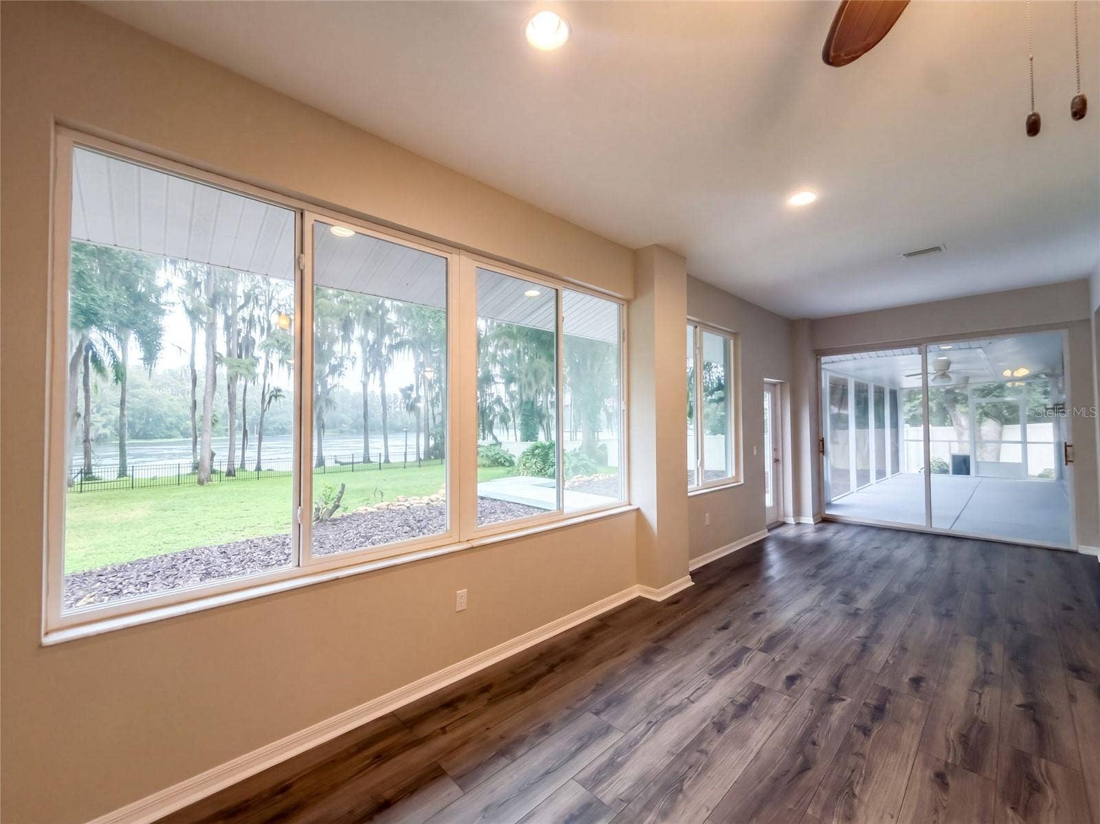 219 WILLOW BEND PARKWAY, Lutz, FL 33549