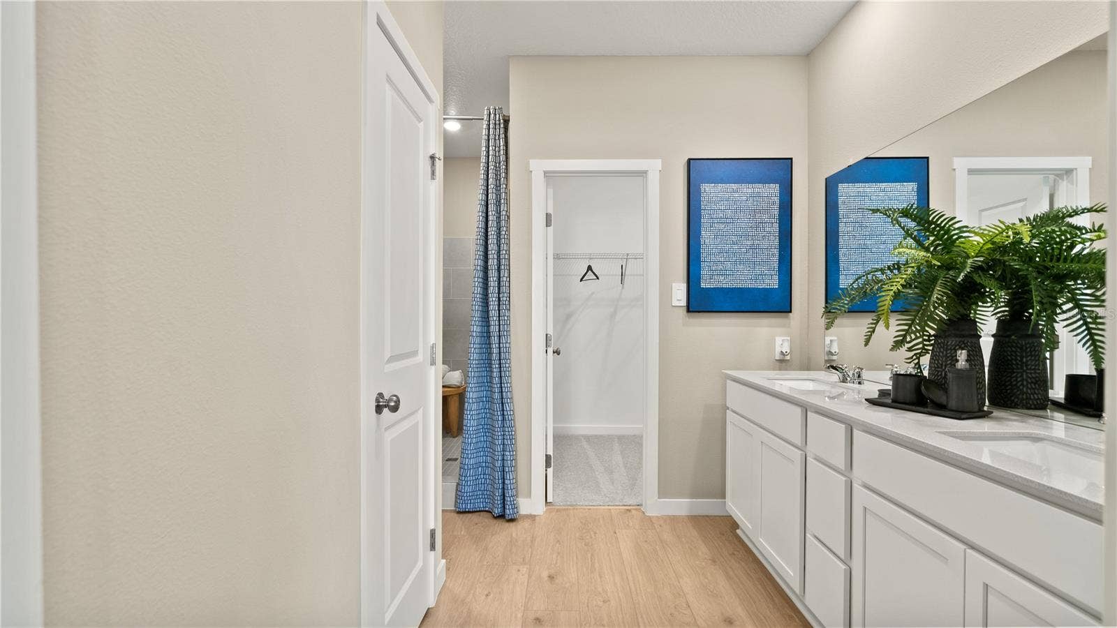 4579 EDGEL PASS, St Cloud, FL 34772 4579 EDGEL PASS, St Cloud, FL 34772