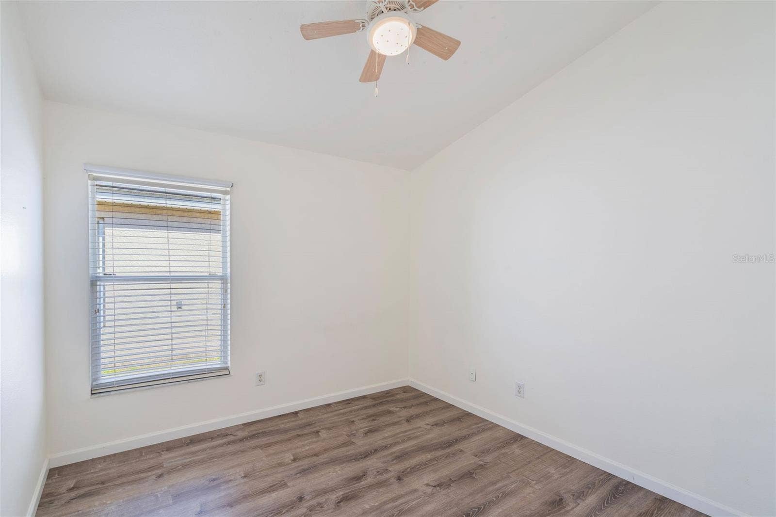 9838 PECKY CYPRESS WAY, Orlando, FL 32836 9838 PECKY CYPRESS WAY, Orlando, FL 32836