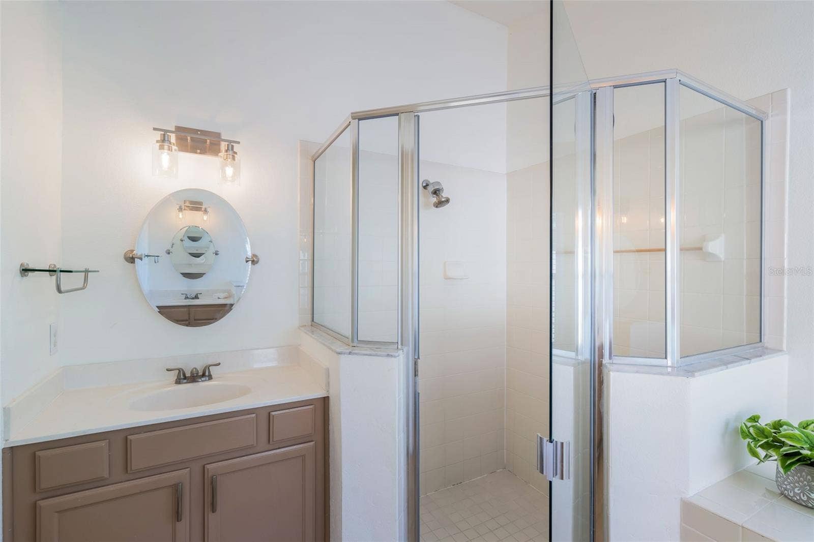 9838 PECKY CYPRESS WAY, Orlando, FL 32836 9838 PECKY CYPRESS WAY, Orlando, FL 32836