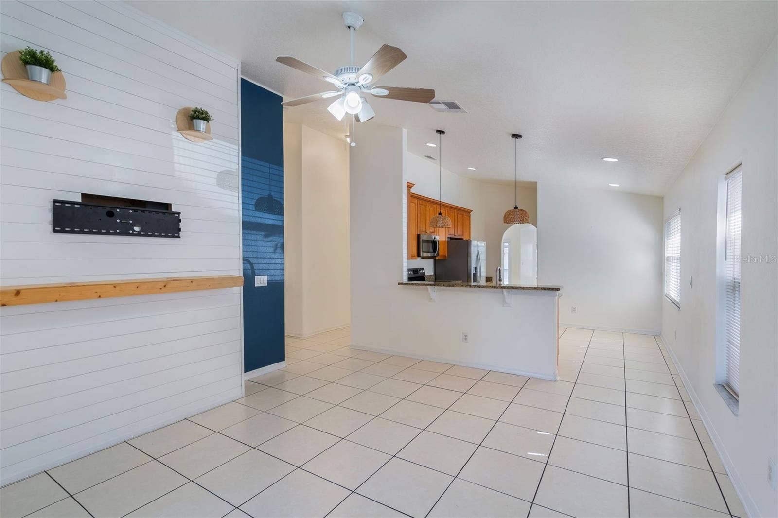9838 PECKY CYPRESS WAY, Orlando, FL 32836 9838 PECKY CYPRESS WAY, Orlando, FL 32836