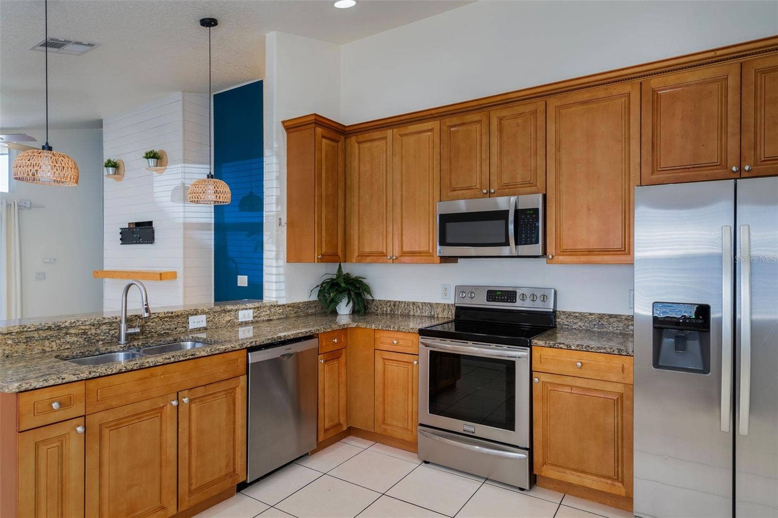 9838 PECKY CYPRESS WAY, Orlando, FL 32836 9838 PECKY CYPRESS WAY, Orlando, FL 32836