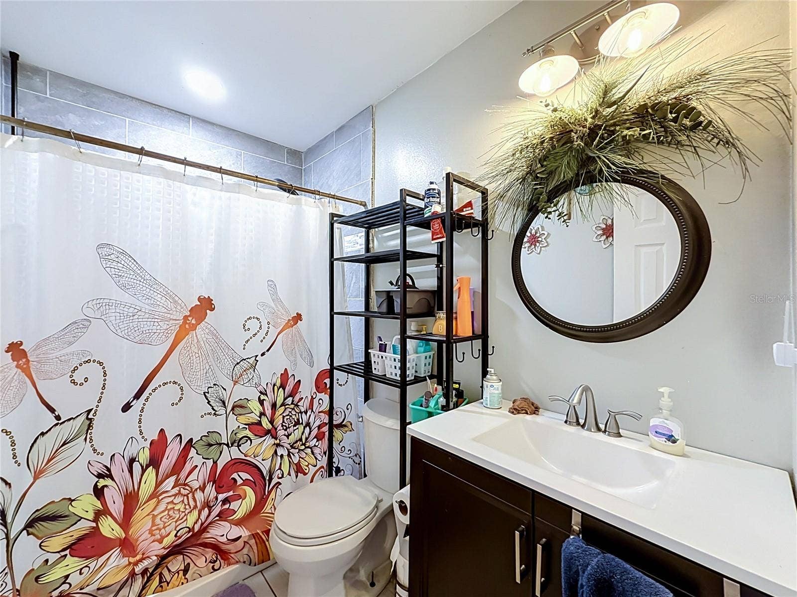 2nd bathroom