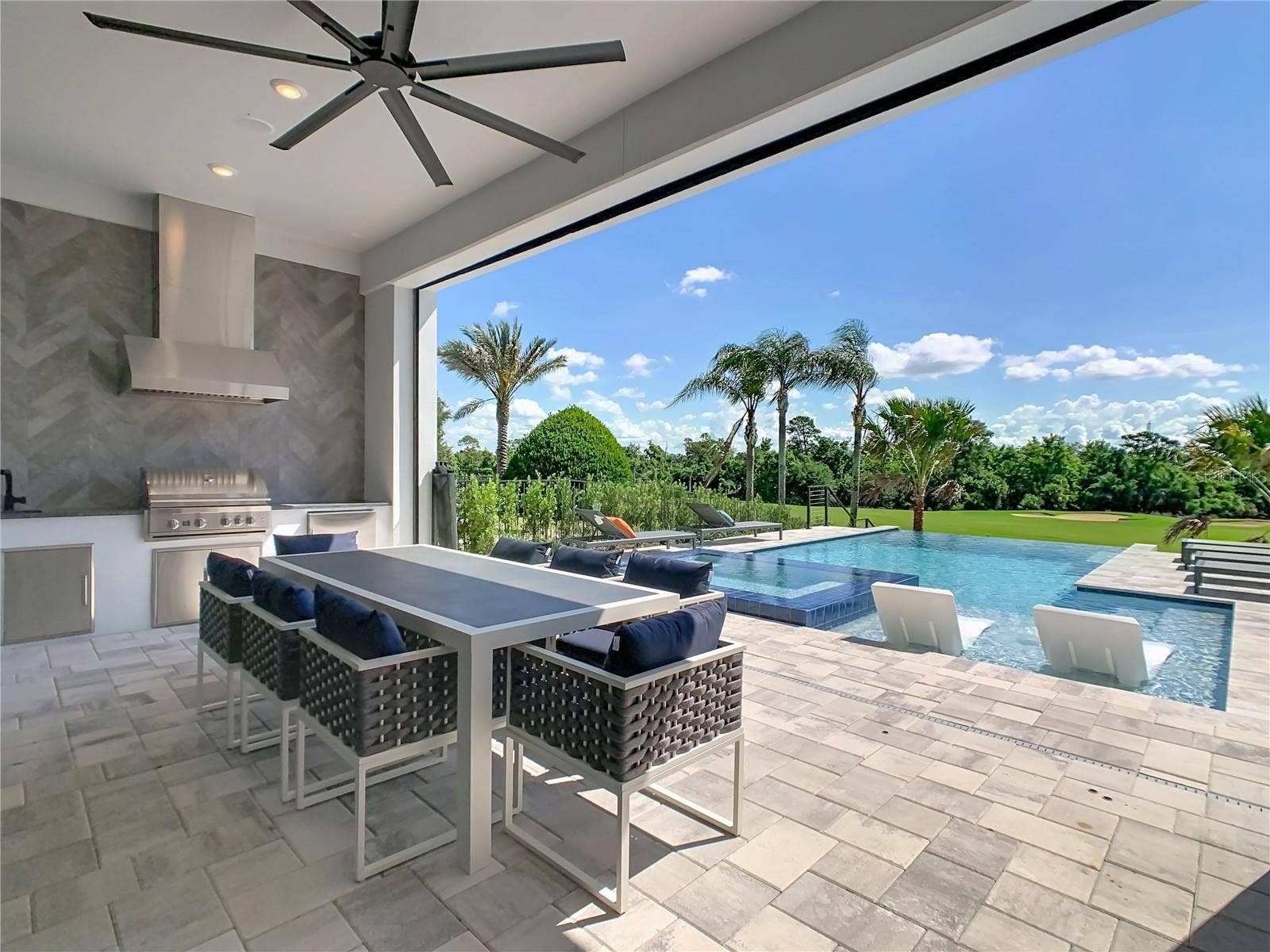 821 GOLDEN BEAR DRIVE, Reunion, FL 34747 821 GOLDEN BEAR DRIVE, Reunion, FL 34747