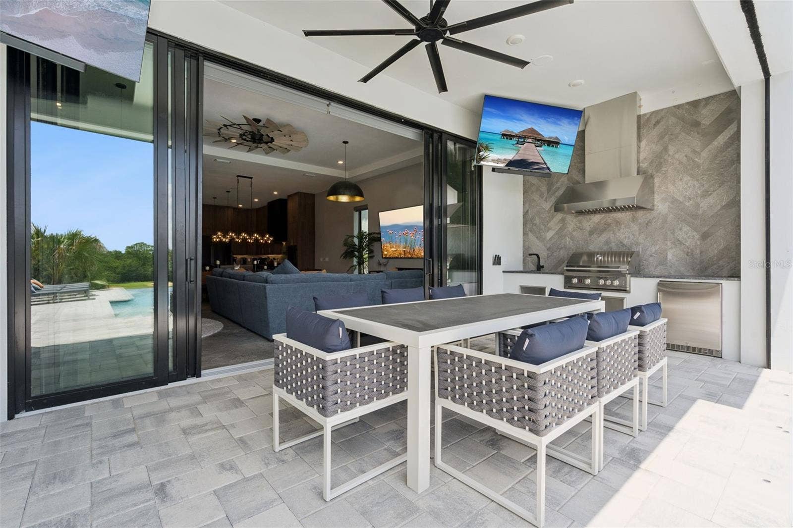 821 GOLDEN BEAR DRIVE, Reunion, FL 34747 821 GOLDEN BEAR DRIVE, Reunion, FL 34747