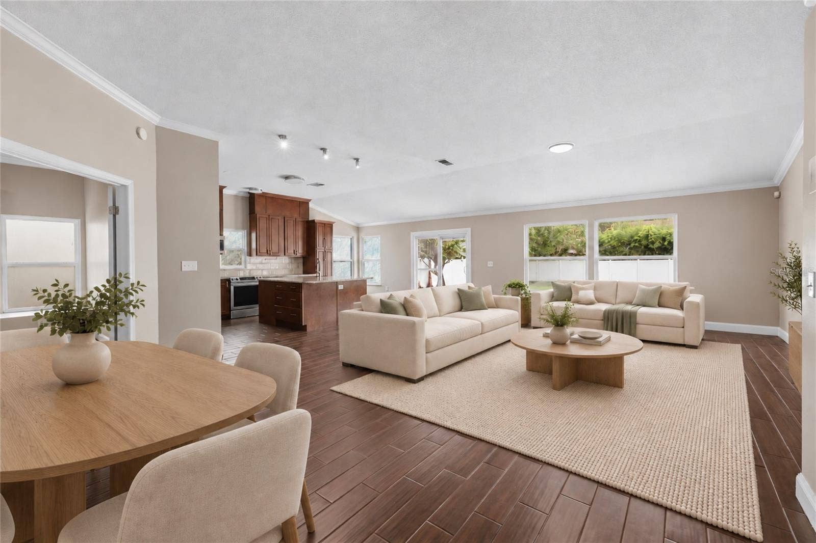 1680 LADY SLIPPER CIRCLE, Orlando, FL 32825 Dining Room Combo