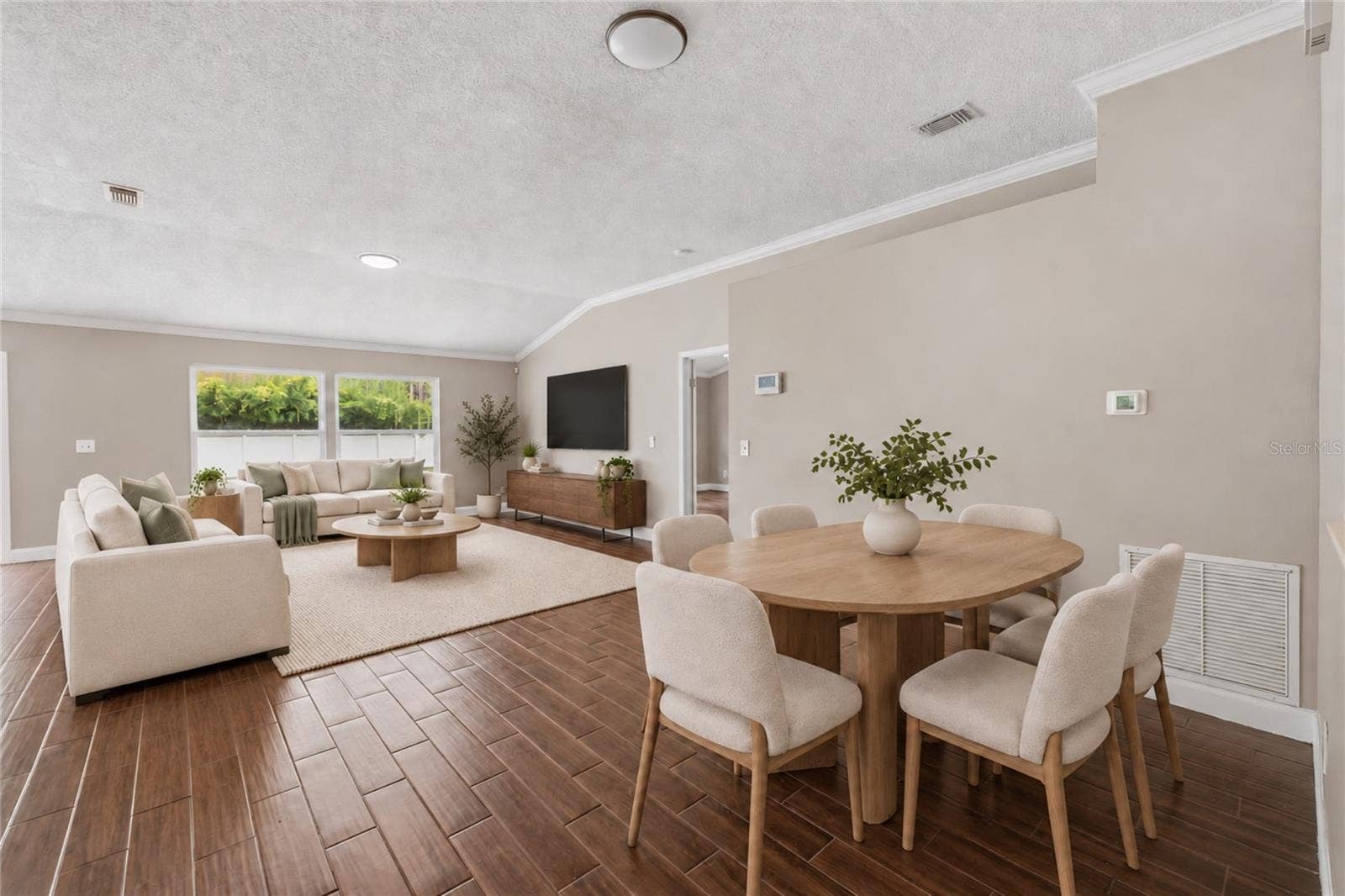 1680 LADY SLIPPER CIRCLE, Orlando, FL 32825 Dining Room Combo